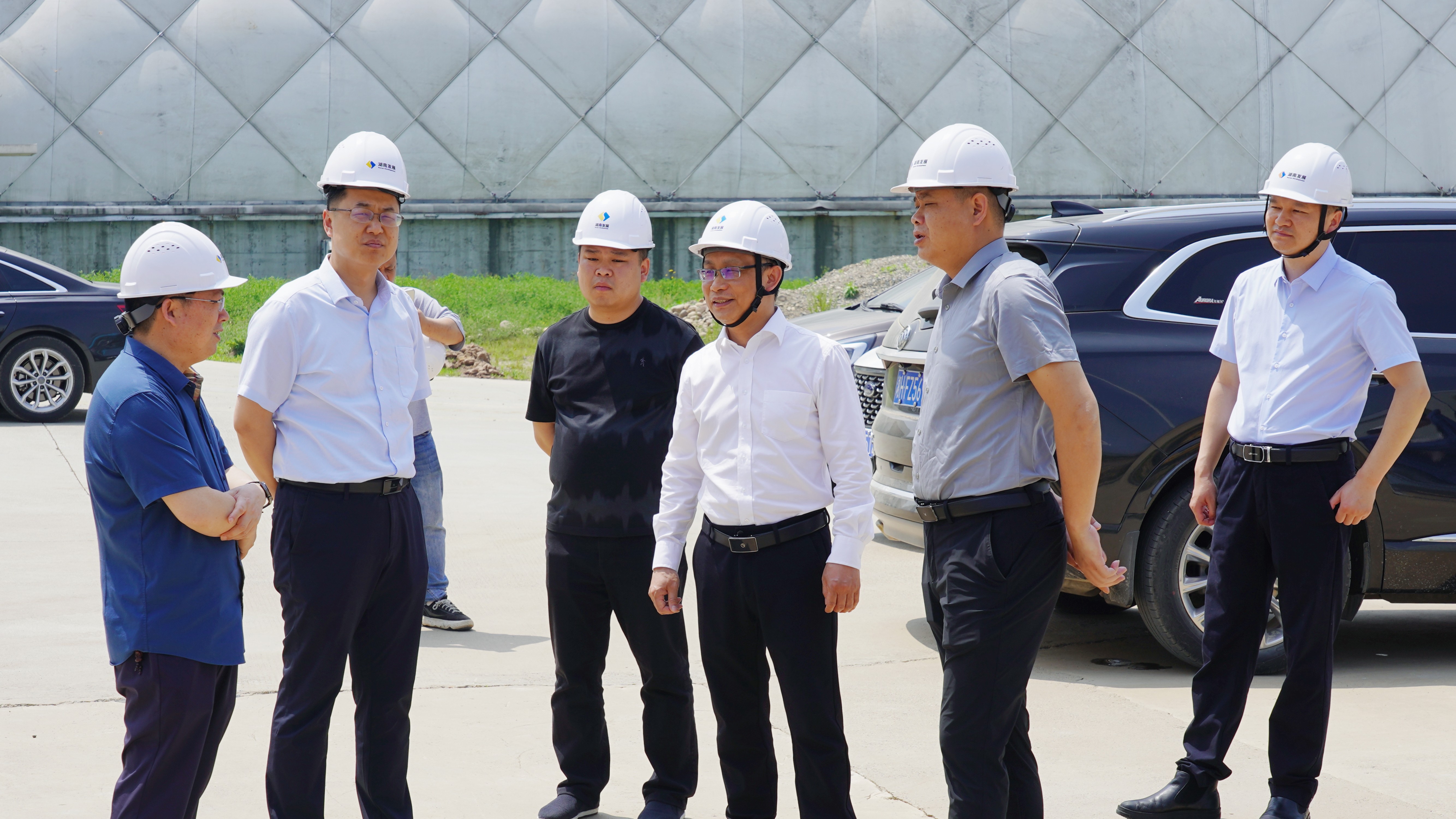 益阳市发改委一行调研乐鱼手机网页版登录入口-乐鱼（中国）机制砂项目